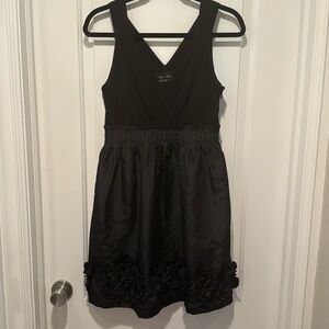 Max and Cleo black cocktail dress - size 4- pockets, comfy, like new!